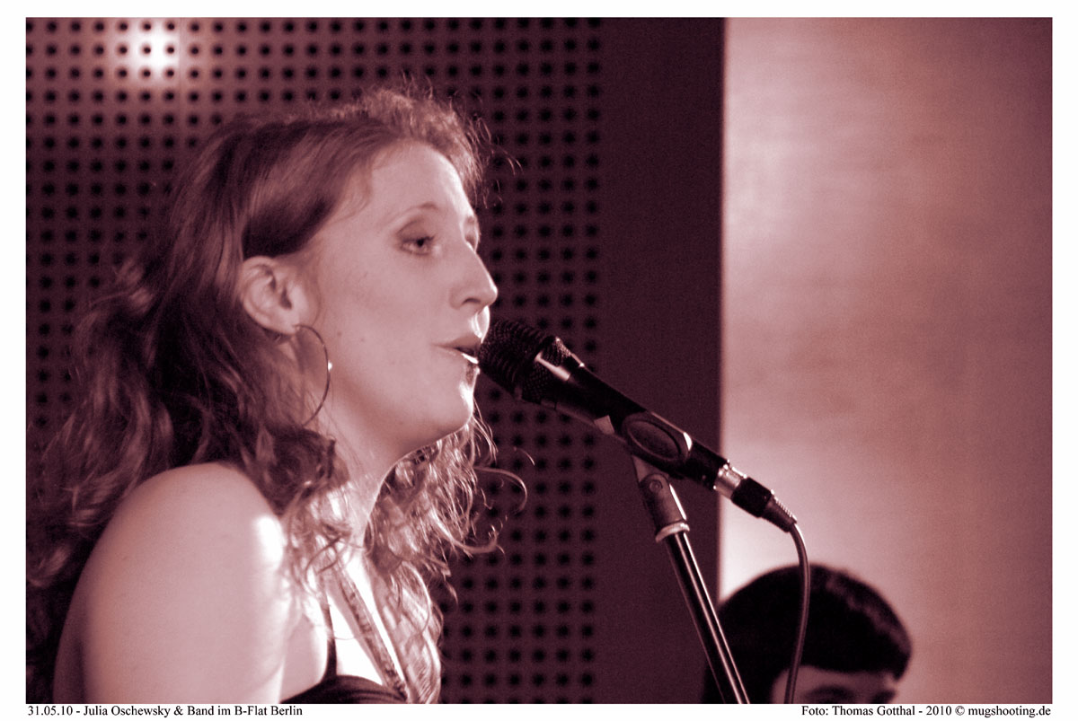 Julia Oschewsky, B-Flat Berlin - 31.05.10 Julia Oschewsky, B-Flat Berlin - 31.05.10